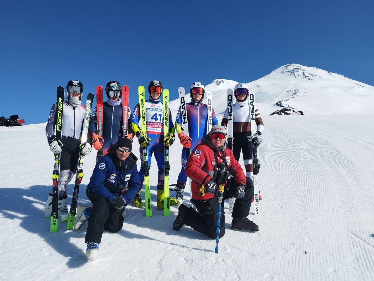 Спортсмены завершили зимние тренировки на Эльбрусе