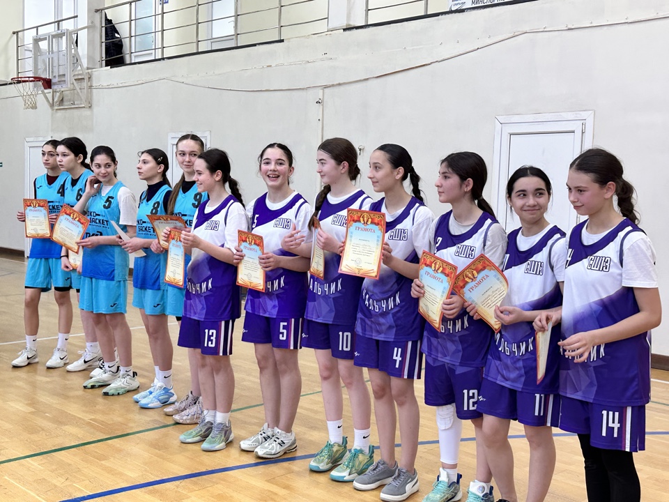 В Нальчике прошел турнир по баскетболу, посвященный 8 Марта