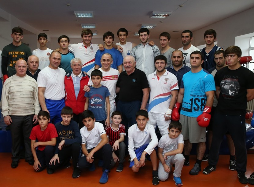 Боксеры КБР пригласили Юрия Кокова на совместную тренировку