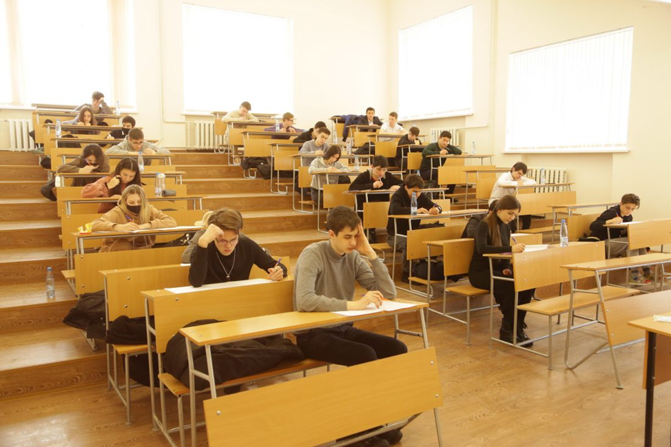 В КБГУ прошла олимпиада школьников