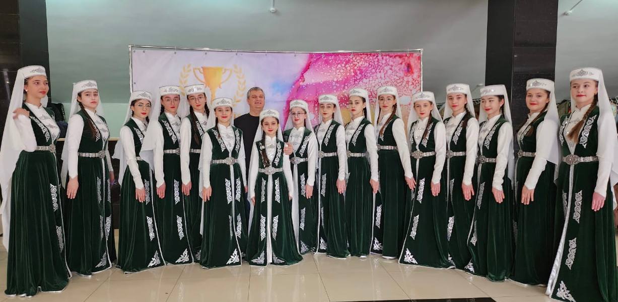 Ансамбль "Нальчанка" стал образцовым