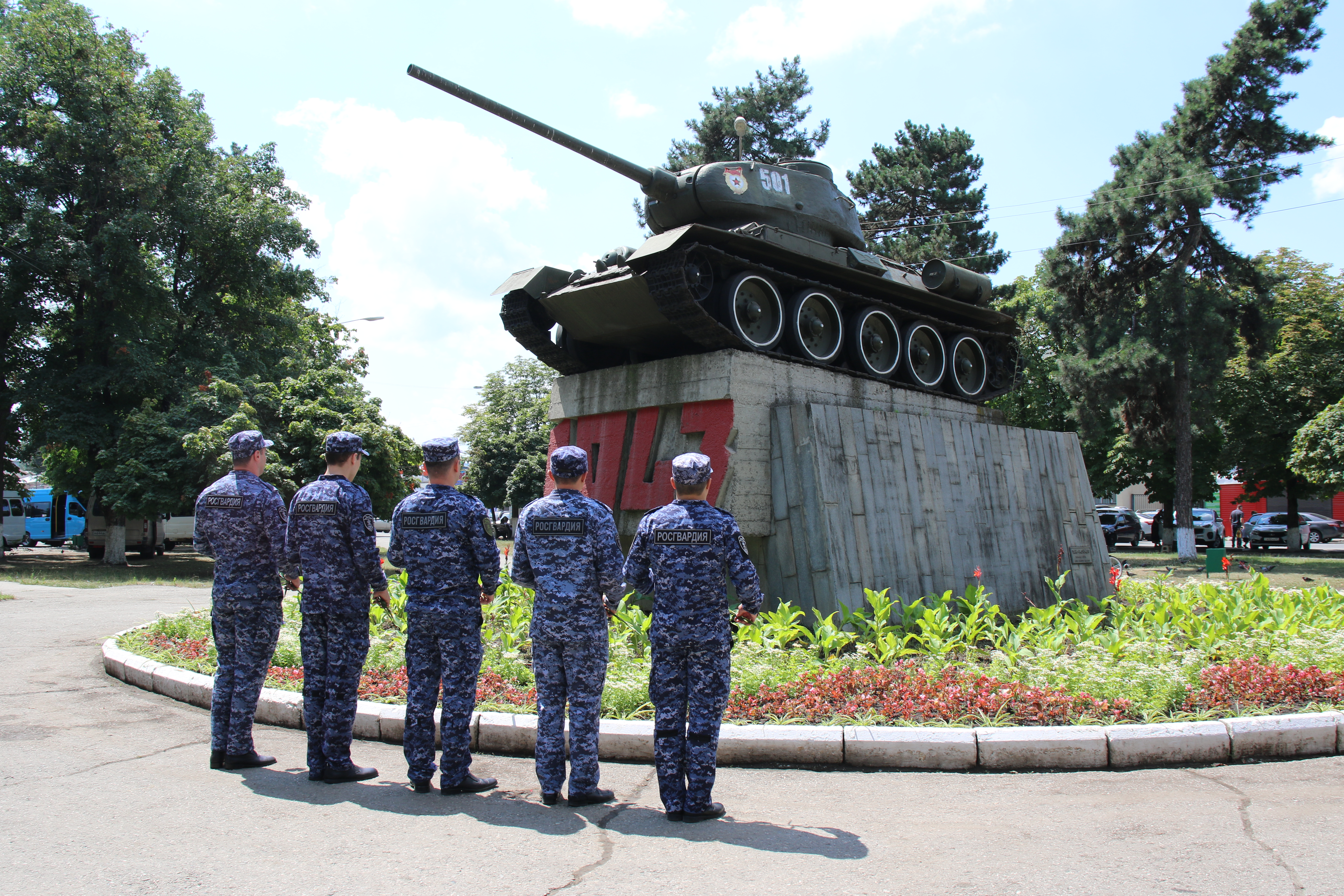 Росгвардейцы Кабардино-Балкарии почтили память воинов
