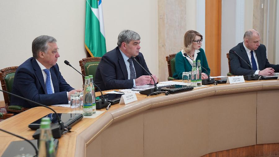 Казбек Коков провел совместное заседание Антитеррористической комиссии и Оперативного штаба в КБР