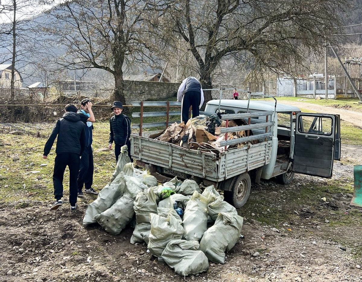 В Чегемском районе идет благоустройство