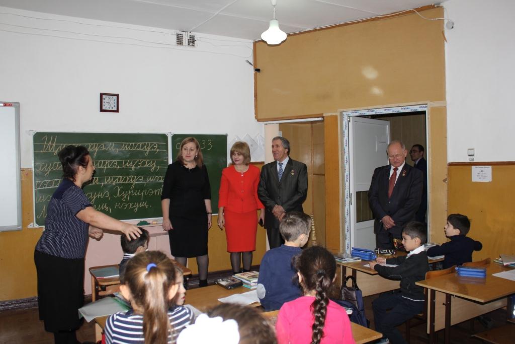 Школьники КБР встретились с настоящими героями