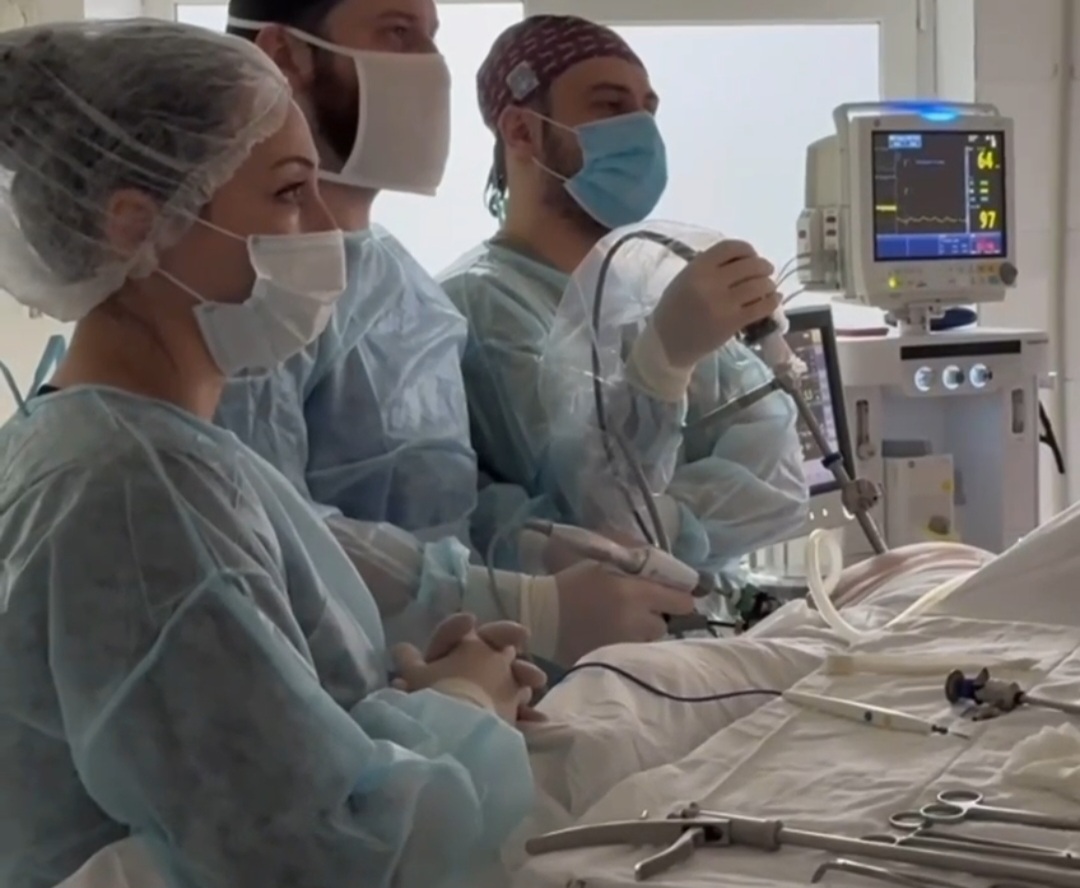 В онкодиспансере провели уникальную операцию на трех органах сразу  