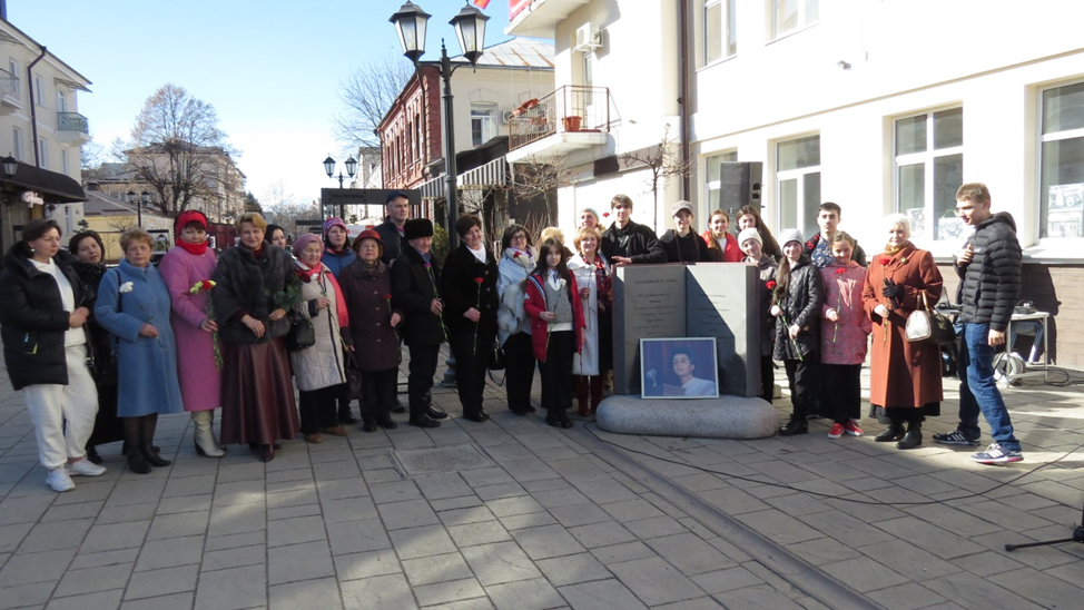 В Нальчике вспоминали Инну Кашежеву