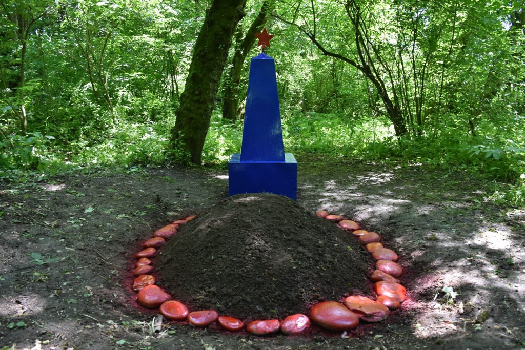  Дню неизвестного солдата посвящается