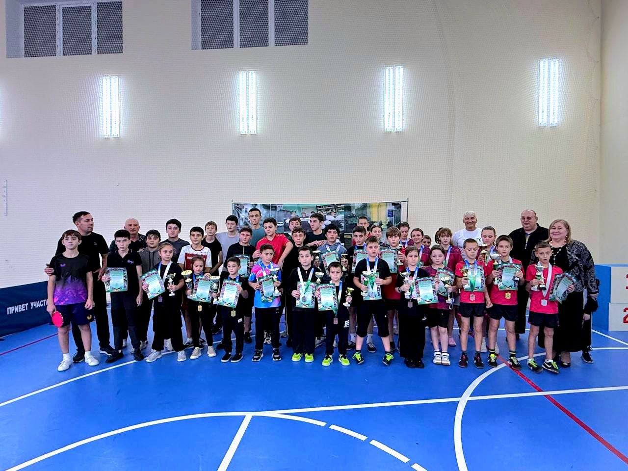 Памяти героев