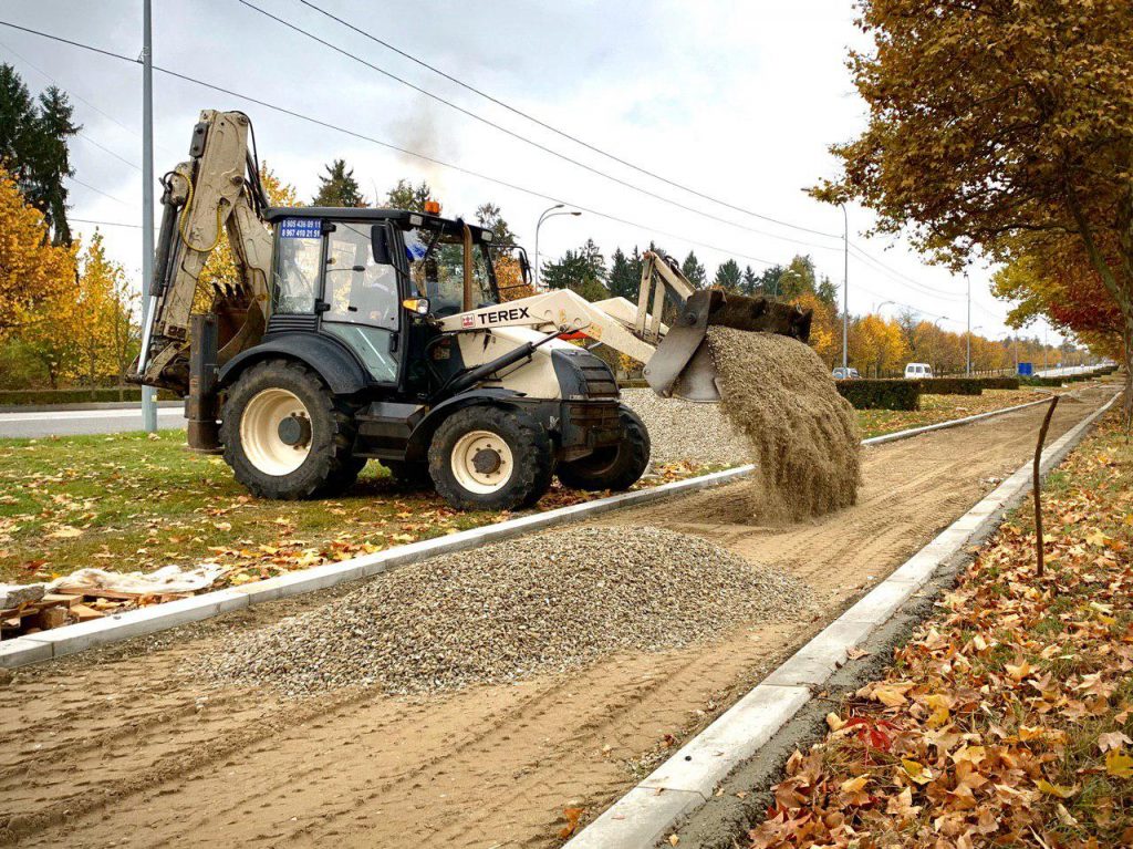 В Нальчике благоустраивают тротуары