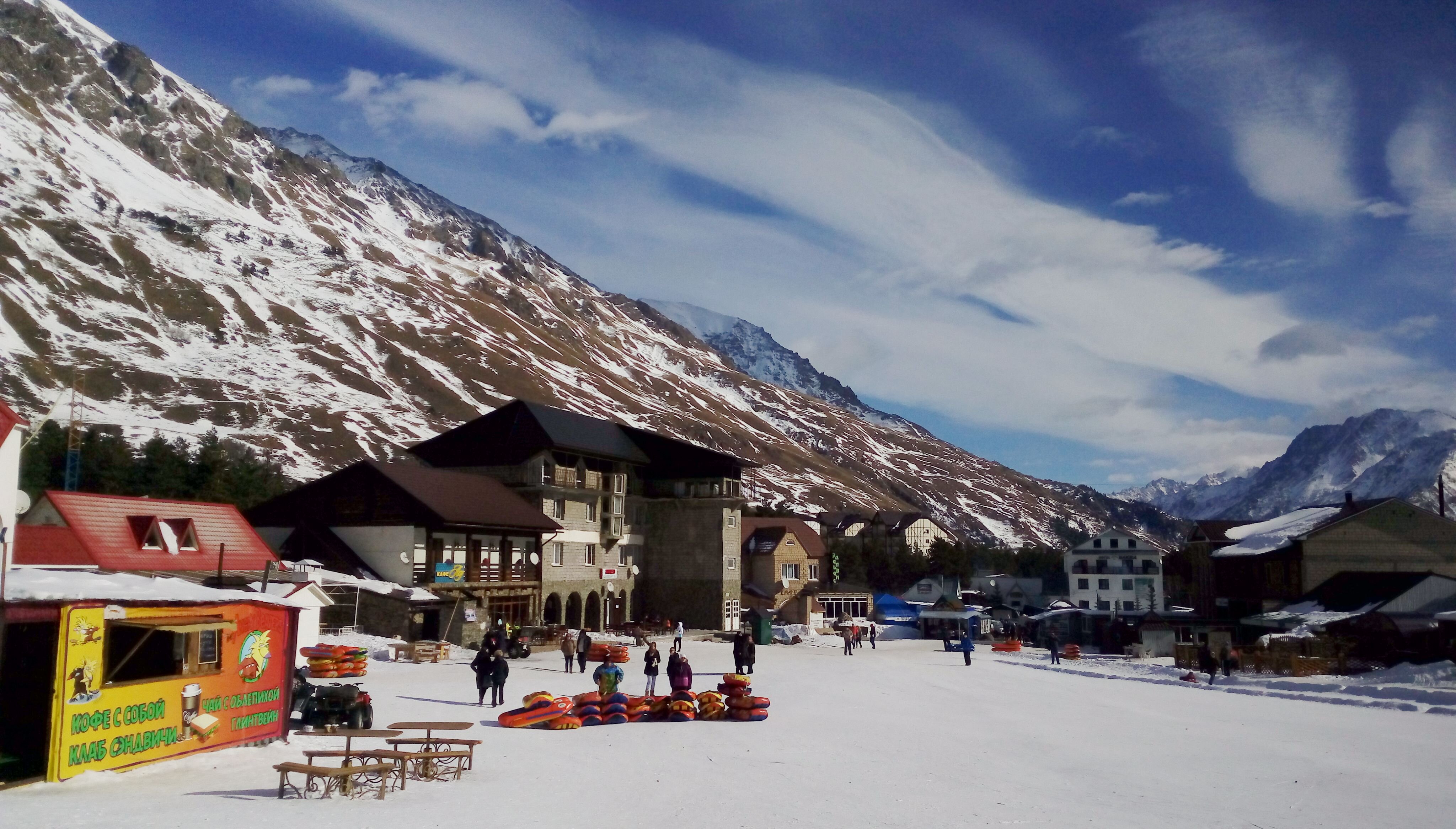 Организация движения автотранспорта в Приэльбрусье в праздники