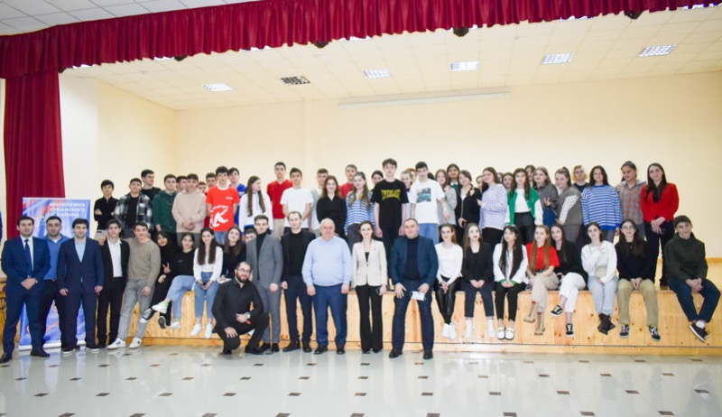 В Нарткале состоялся молодежный патриотический форум «ZА РОССИЮ»