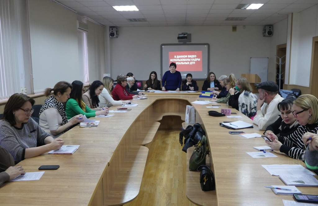 Педагоги республики обсудили вопросы обучения детей ПДД