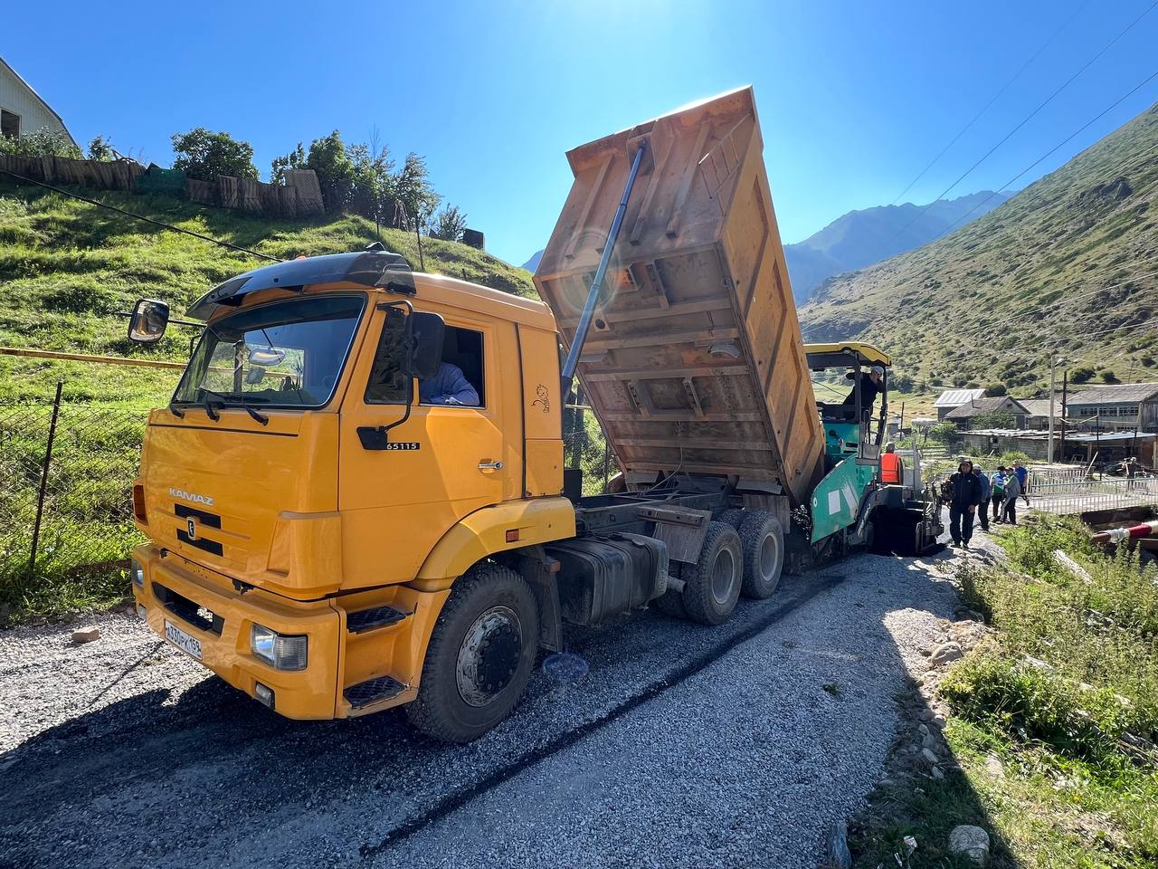 В Эльбрусском районе ремонтируют дороги