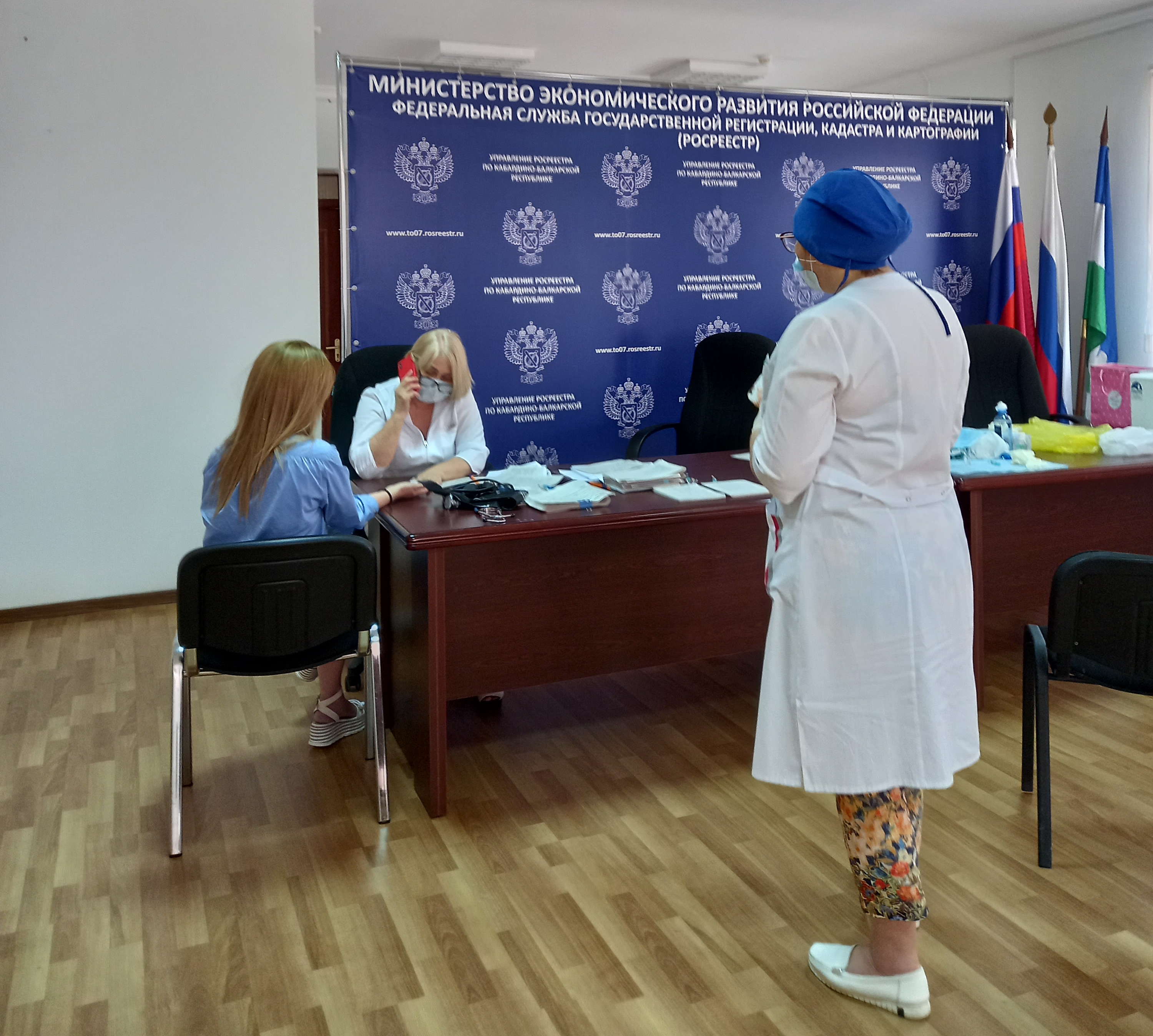 Сотрудники Управления Росреестра по Кабардино-Балкарской Республике массово привились от  COVID-19