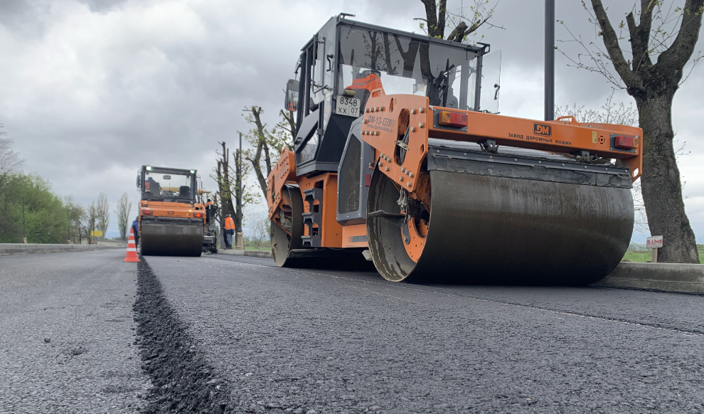 В Кабардино-Балкарии ремонтируют дороги, ведущие к спортивным объектам  