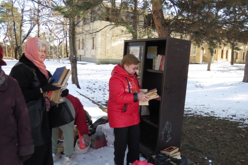 В Нальчике дарили книги