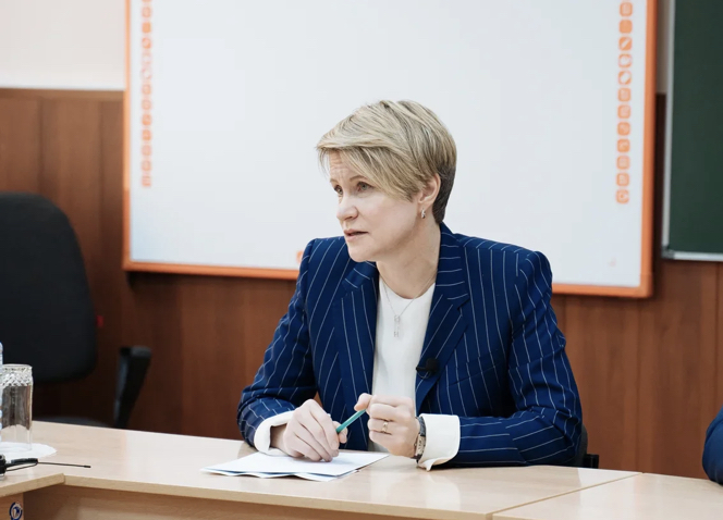 Руководитель образовательного центра «Сириус» Елена Шмелева предложила открыть специализированные спортивные классы в школах