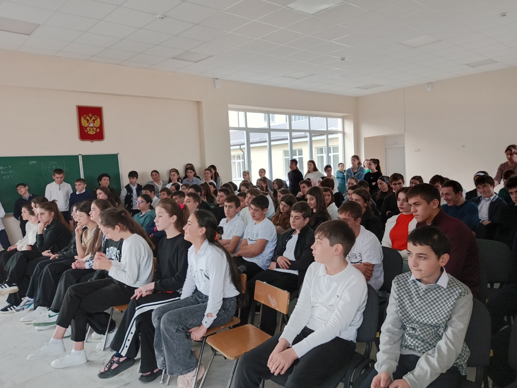 Около трехсот школьников Кабардино-Балкарии прошли мобильные тренинги «Лаборатории безопасности»  