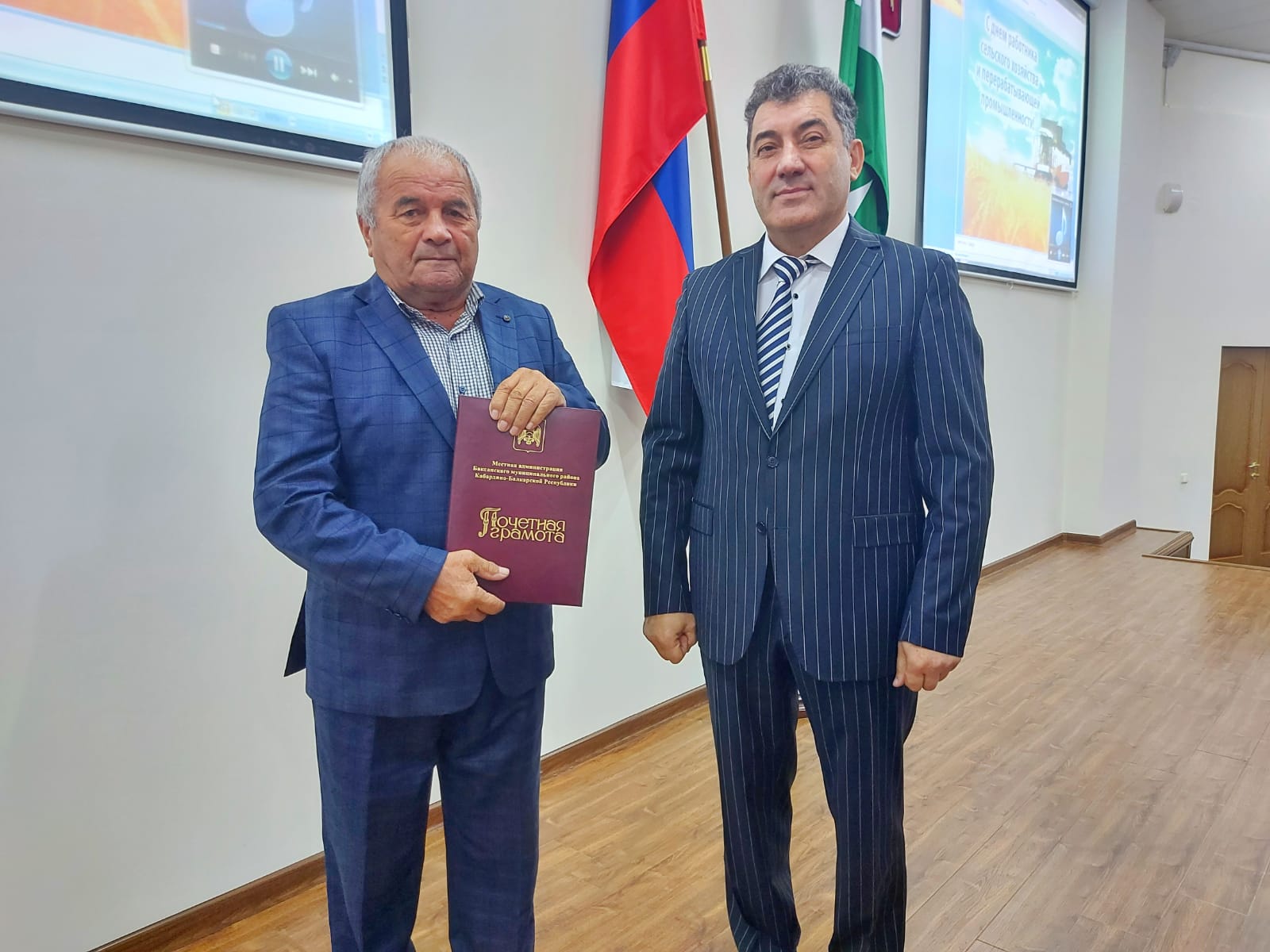 В канун профессионального праздника в Баксанском районе поздравили работников АПК