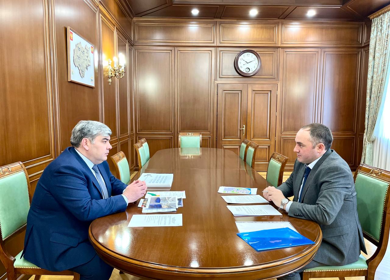 Казбек Коков провел встречу с министром по делам молодежи