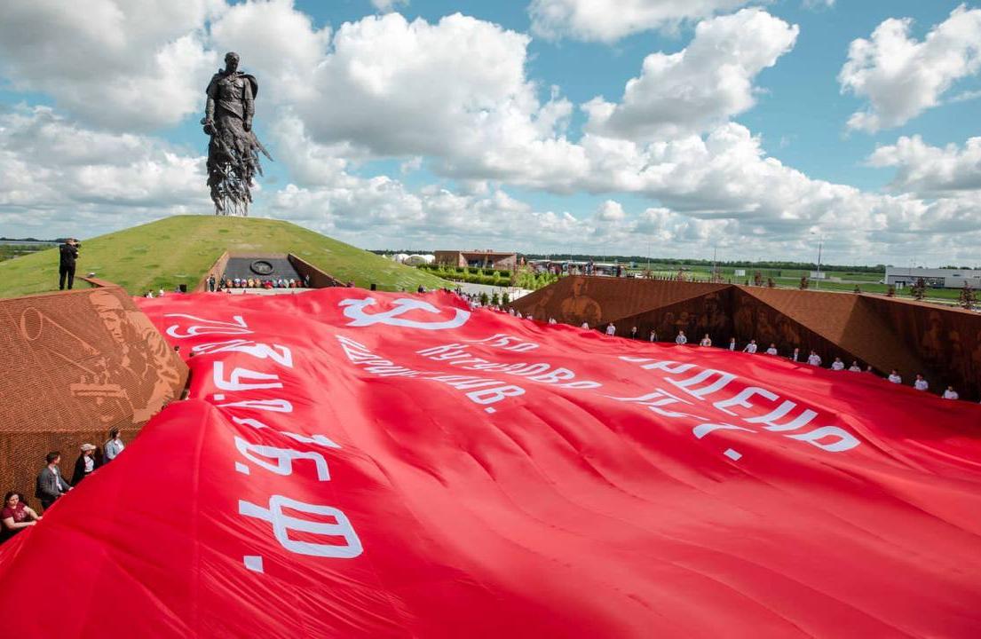 Самое большое в мире Знамя Победы привезут в КБР