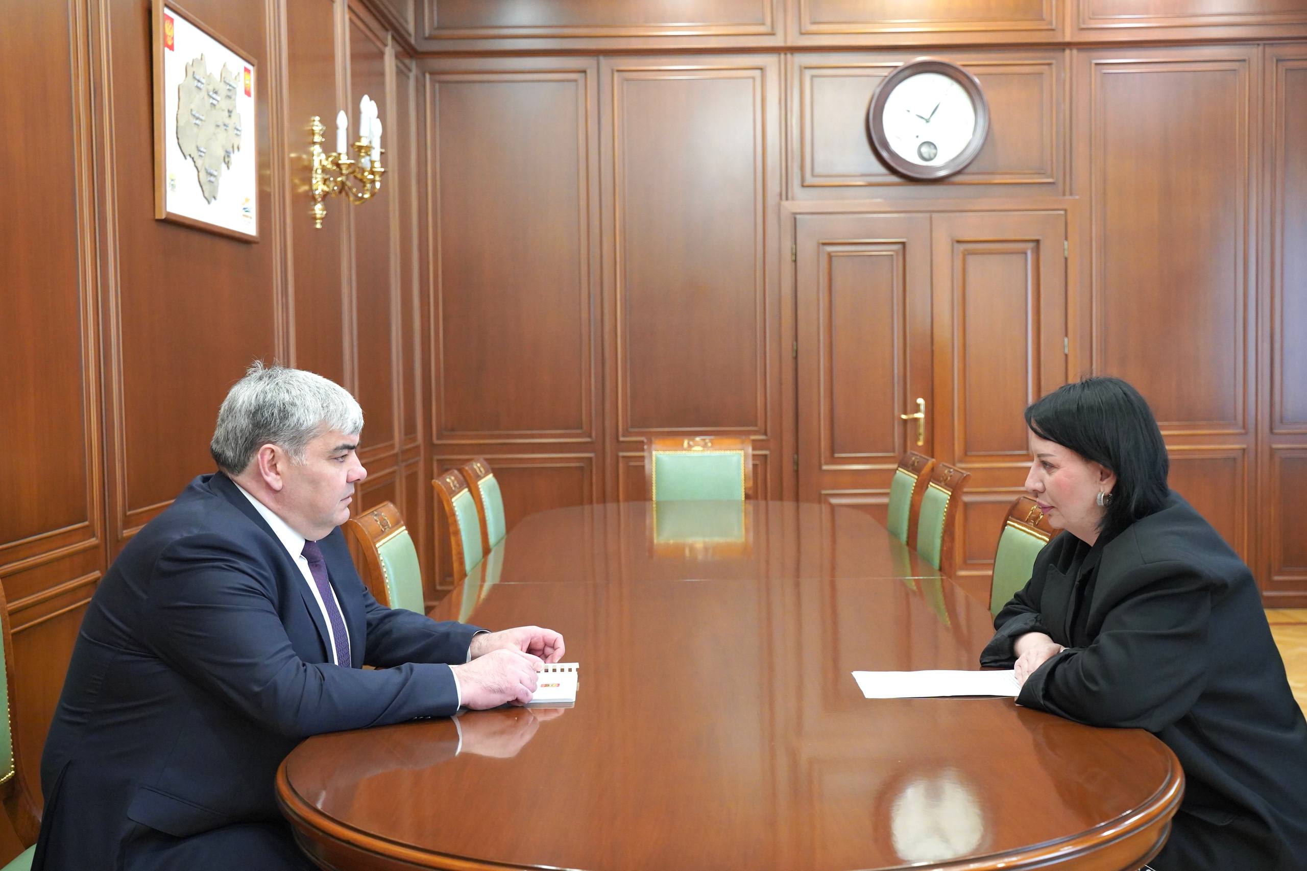 Казбек Коков встретился с детским омбудсменом