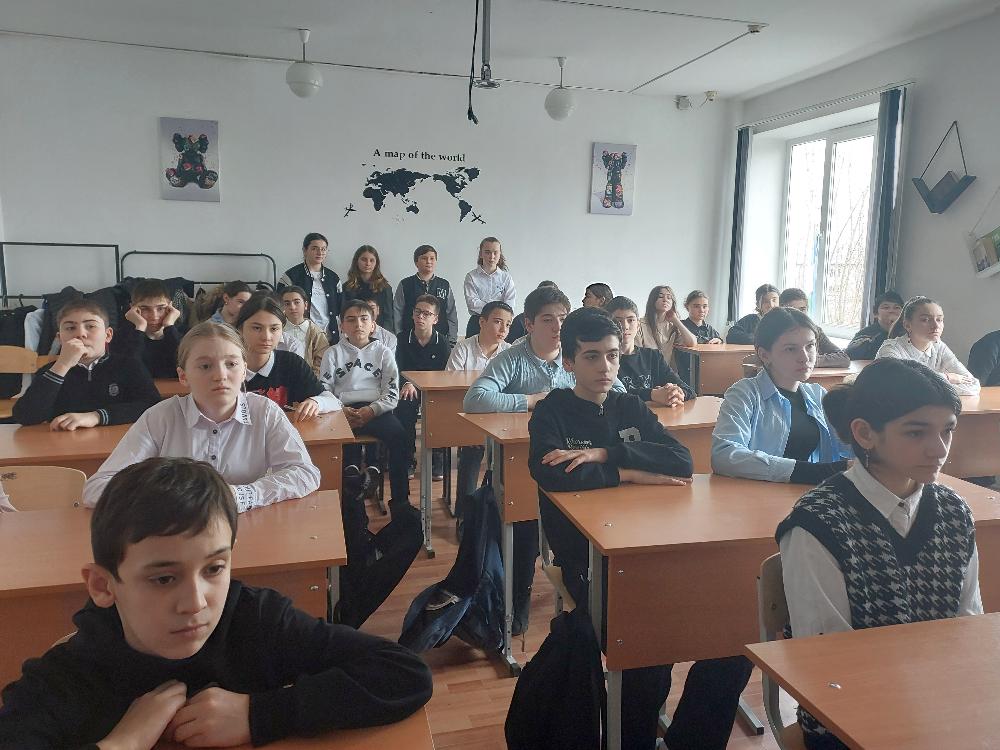 Молодежь Чегемского района приняла участие в акции «Сообщи, где торгуют смертью»