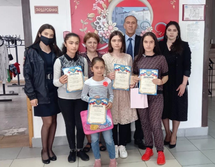 В школах Баксана говорили о пагубности экстремистских идей