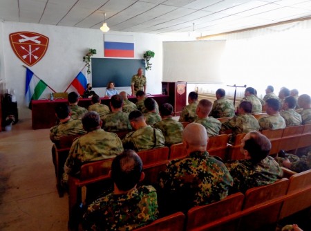 В КБР военнослужащие воинской части присоединились к антинаркотической акции