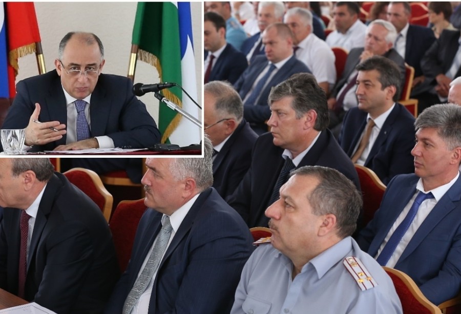 В Нальчике прошло совместное заседание Антитеррористической комиссии и Оперативного штаба в КБР