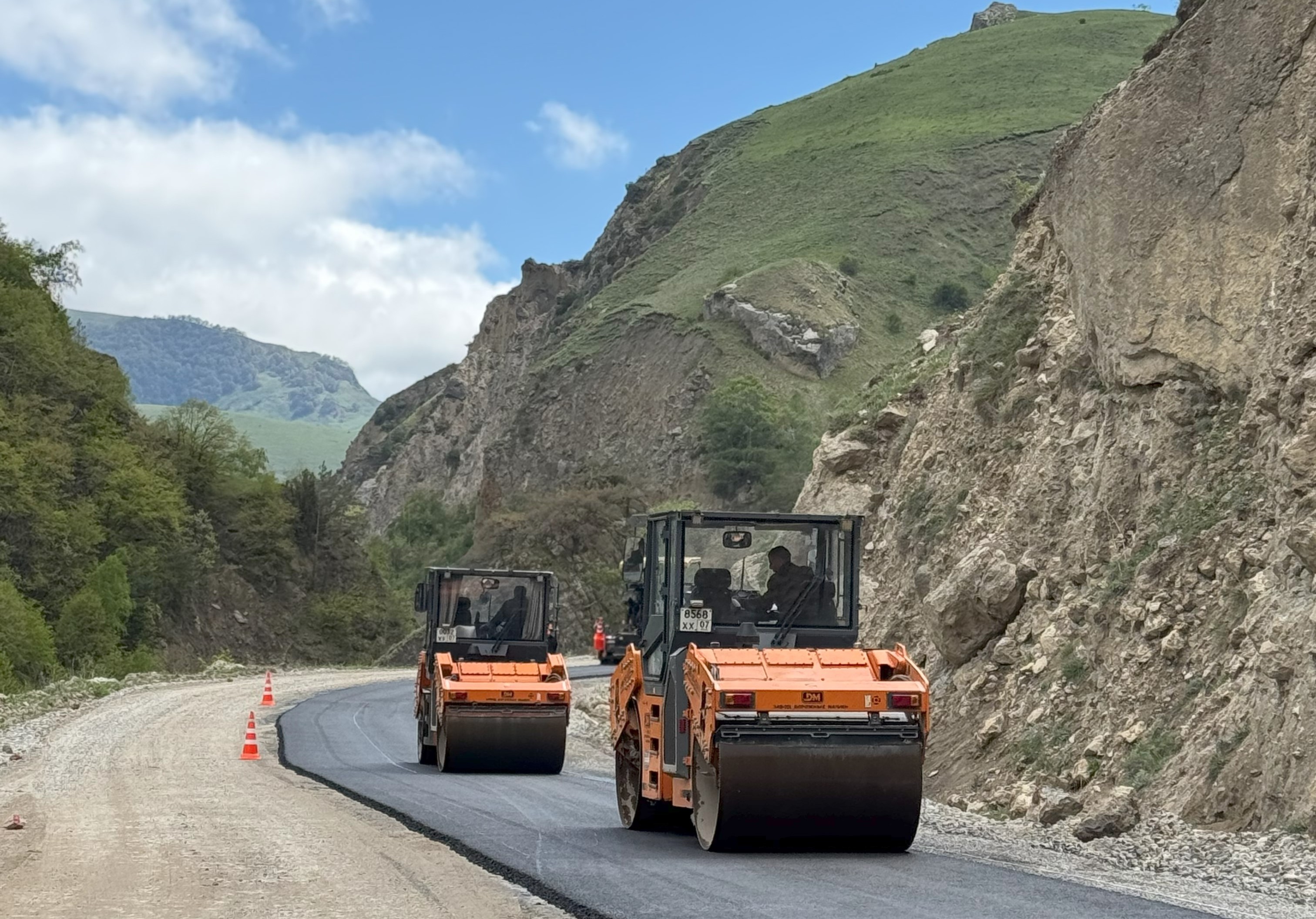 Нацпроект «Инфраструктура для жизни»: комфорт и безопасность туристических маршрутов Кабардино-Балкарии в 2025 году