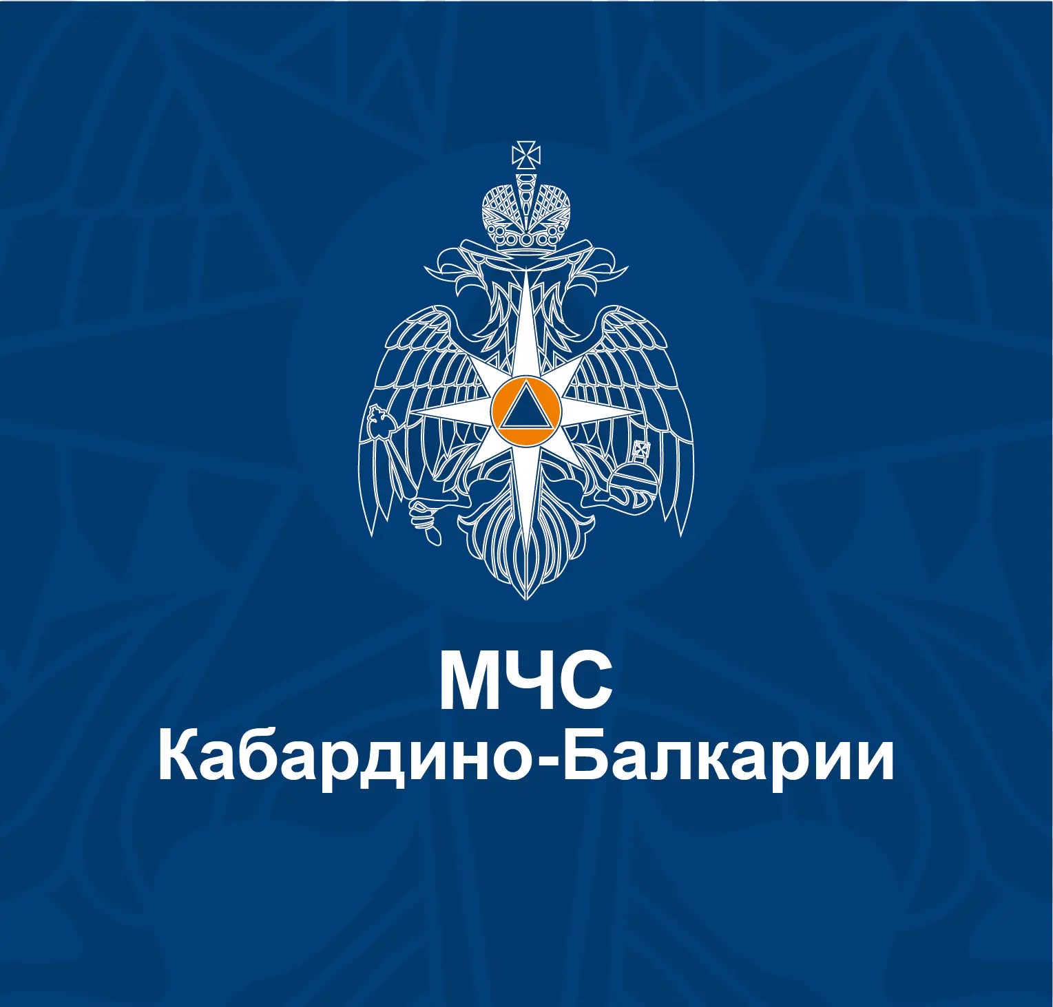 На Эльбрусе спасли двоих альпинистов и продолжают поиски еще троих человек