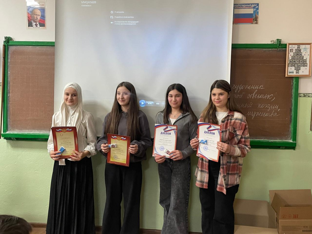 1000461628.jpg 1000461628.jpg