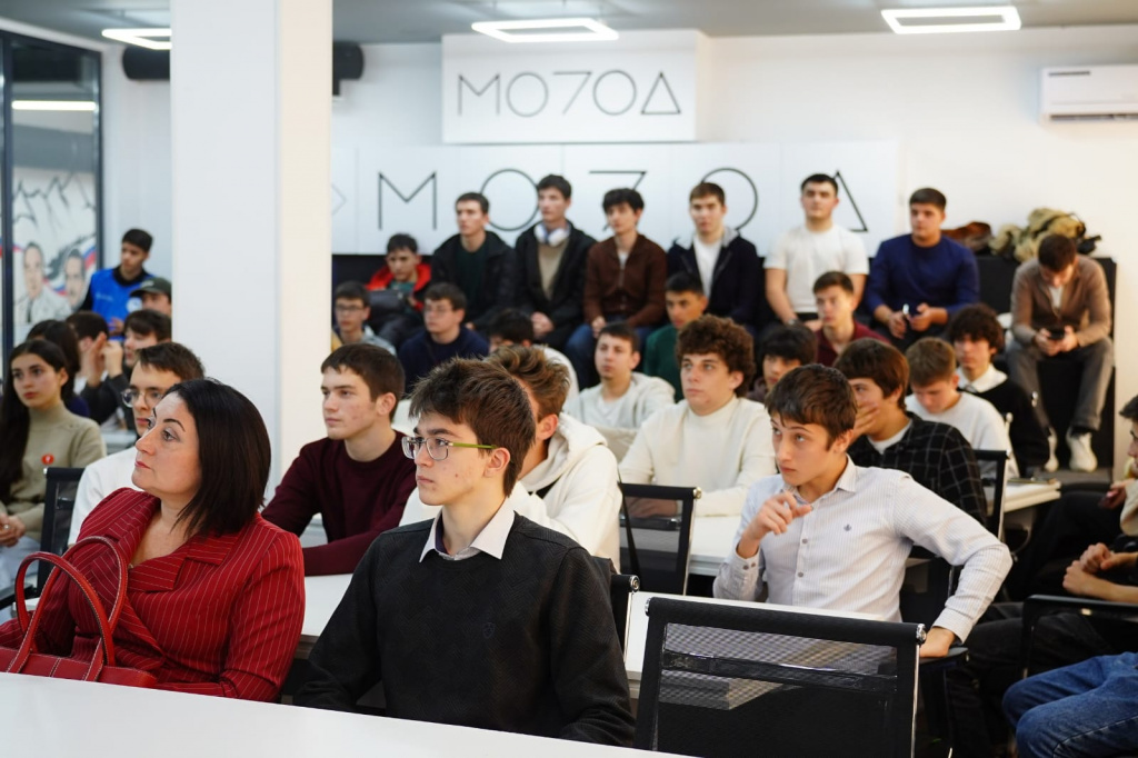 3e85cbfc-7e7b-4290-ad8b-c69b13d88078.jpg 3e85cbfc-7e7b-4290-ad8b-c69b13d88078.jpg