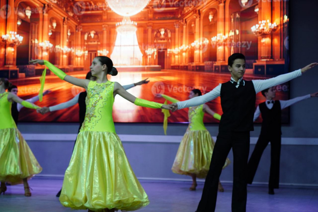 1000476344.jpg 1000476344.jpg