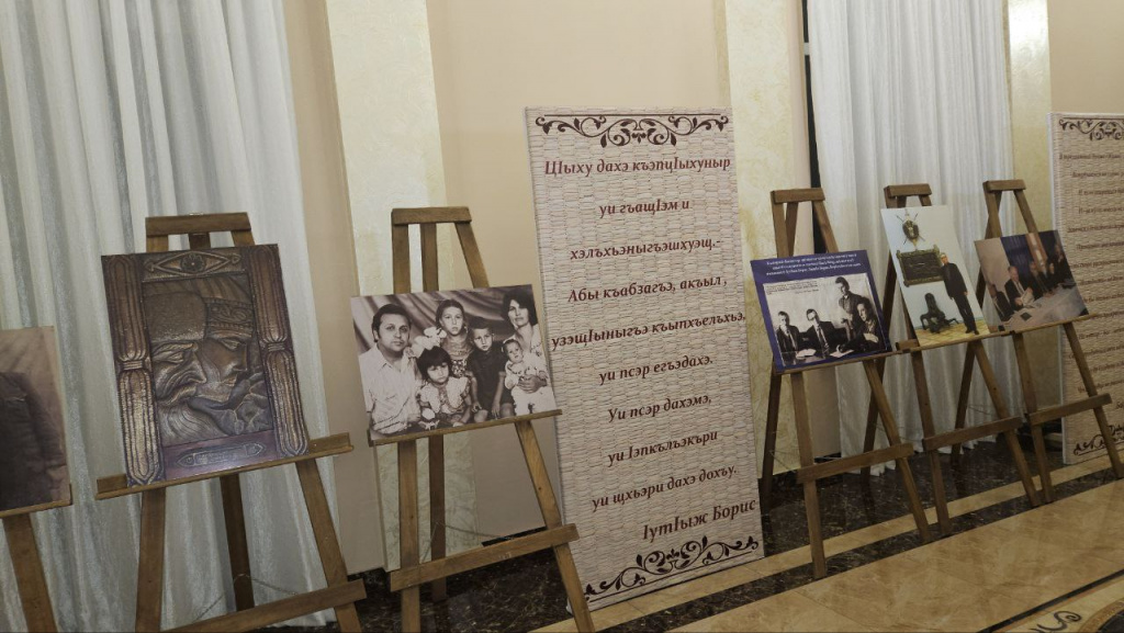 photo_5292128801305333075_y.jpeg photo_5292128801305333075_y.jpeg