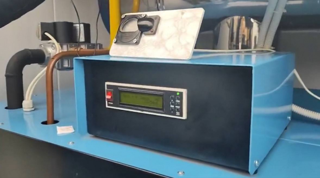 photo_5199534146831716136_y.jpg photo_5199534146831716136_y.jpg