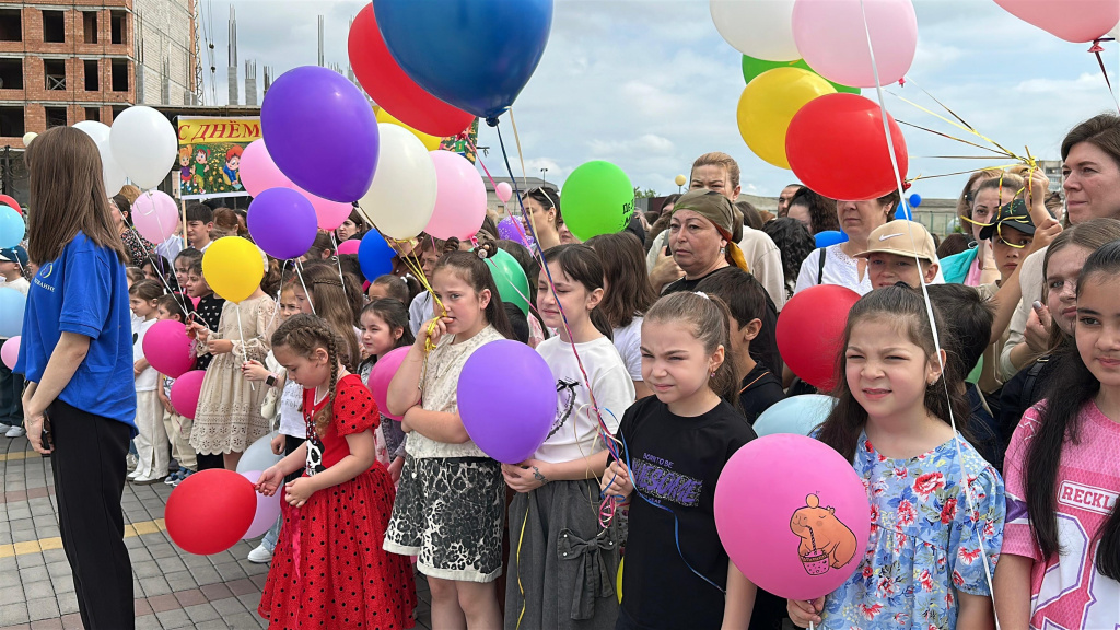 1001450413.jpg 1001450413.jpg