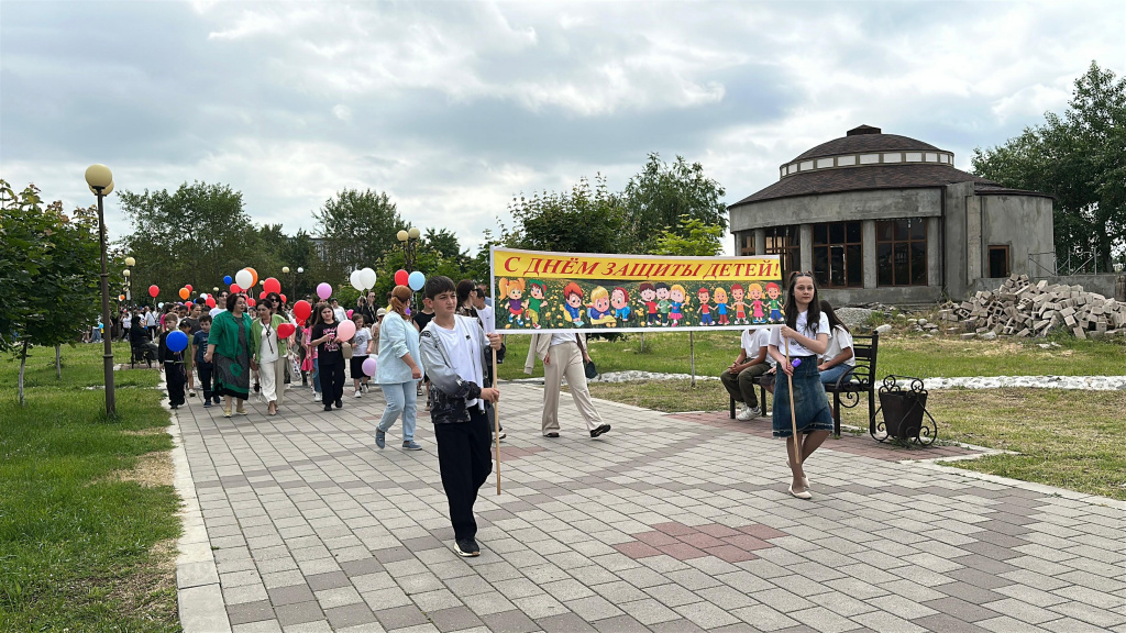 1001450415.jpg 1001450415.jpg