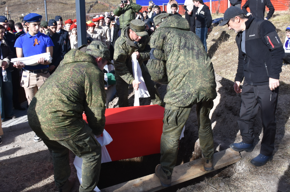 2025-11-21_13-28-40.png 2025-11-21_13-28-40.png