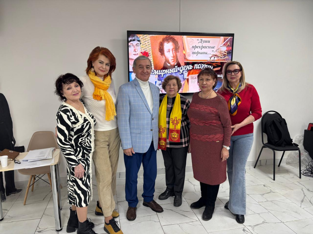 1000479758.jpg 1000479758.jpg