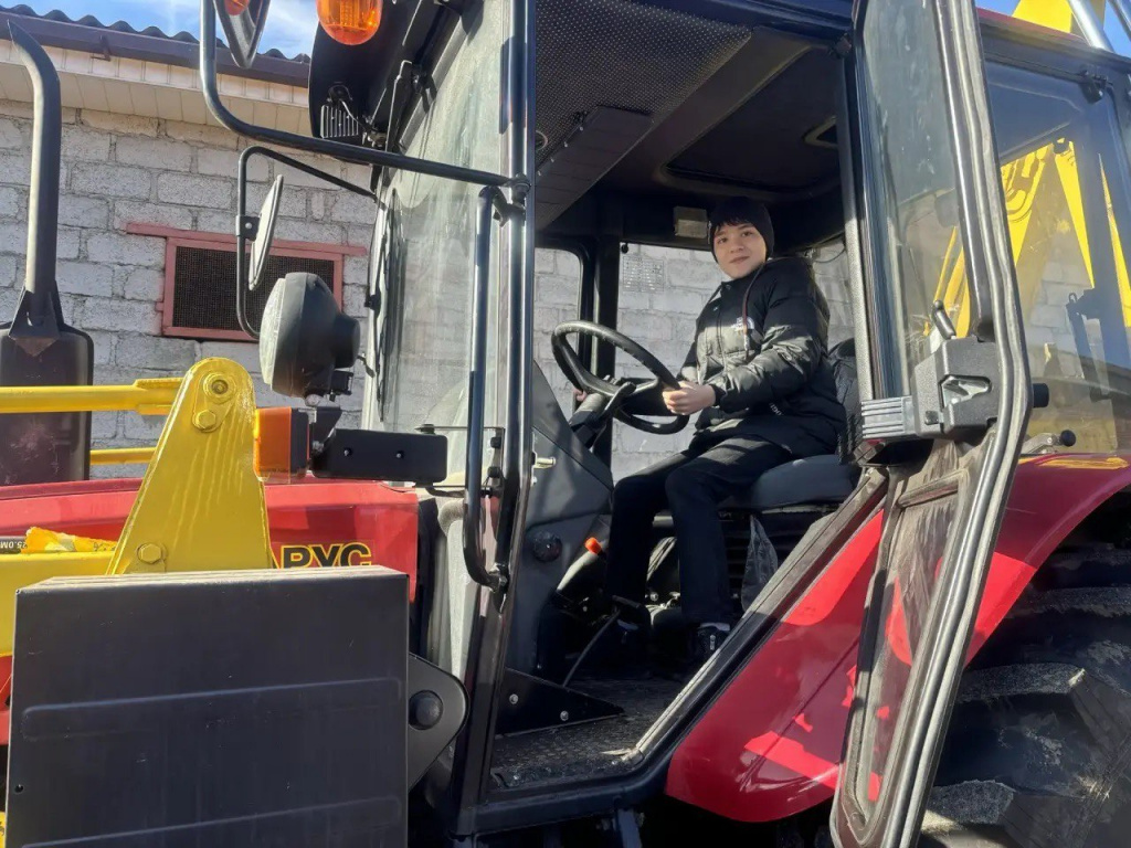 photo_5242240355275576506_y.jpg photo_5242240355275576506_y.jpg