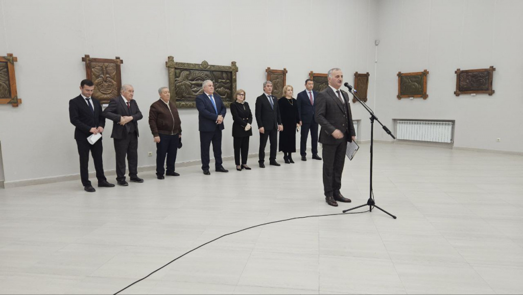 photo_5292128801305333076_y.jpeg photo_5292128801305333076_y.jpeg