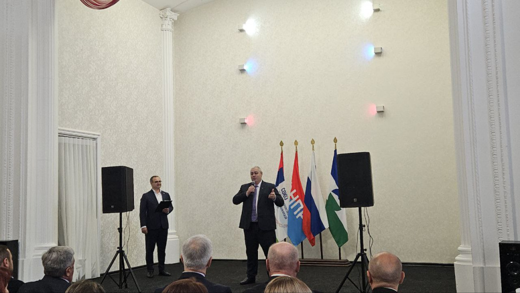 photo_5400324735499368257_y.jpg photo_5400324735499368257_y.jpg