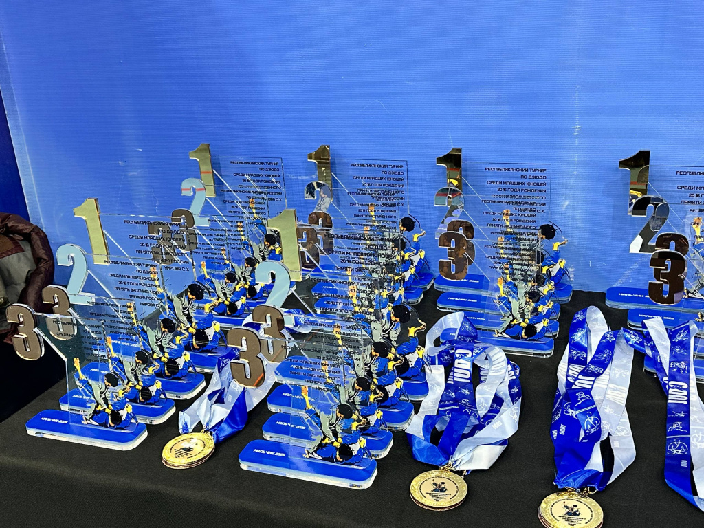 photo_5332332070312808133_w.jpeg photo_5332332070312808133_w.jpeg