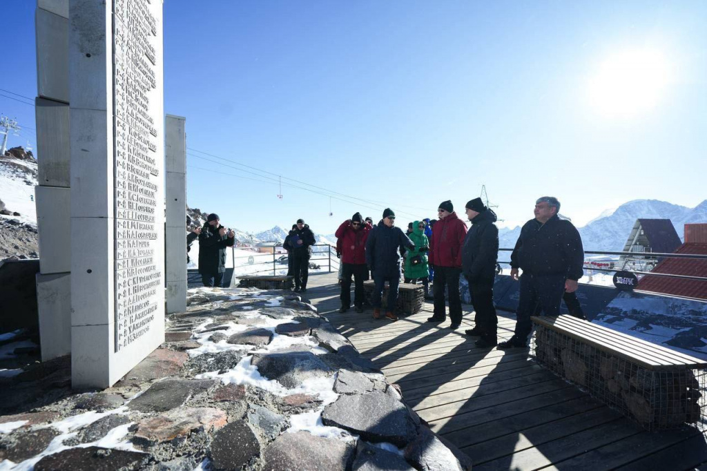 photo_2025-12-06_13-40-20 (2).jpeg photo_2025-12-06_13-40-20 (2).jpeg