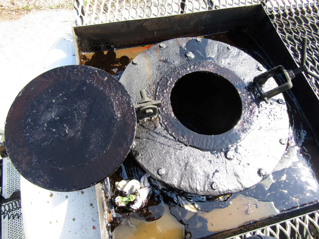 Нелегальная перевозка спирта (1).jpg Нелегальная перевозка спирта (1).jpg