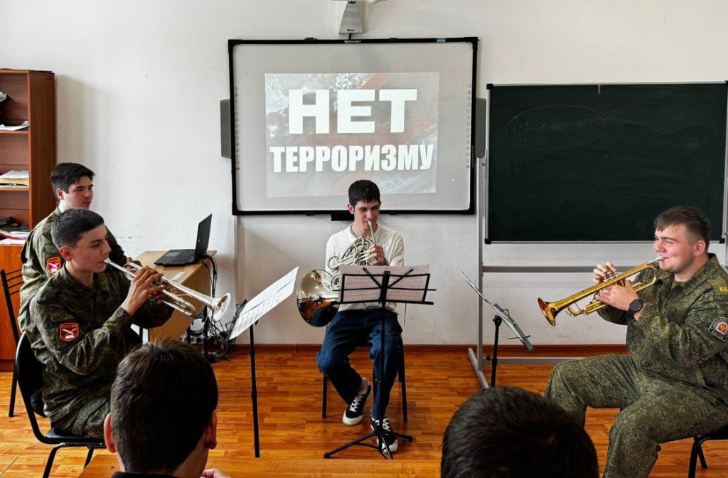 1000241856.jpeg 1000241856.jpeg