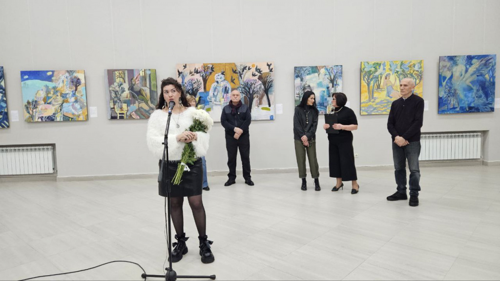 photo_5325929605514333457_y.jpeg photo_5325929605514333457_y.jpeg